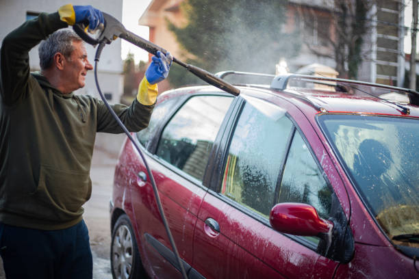 Best Sidewalk Pressure Washing  in North College Hill, OH